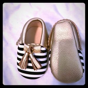 6-12 Month New Shoes